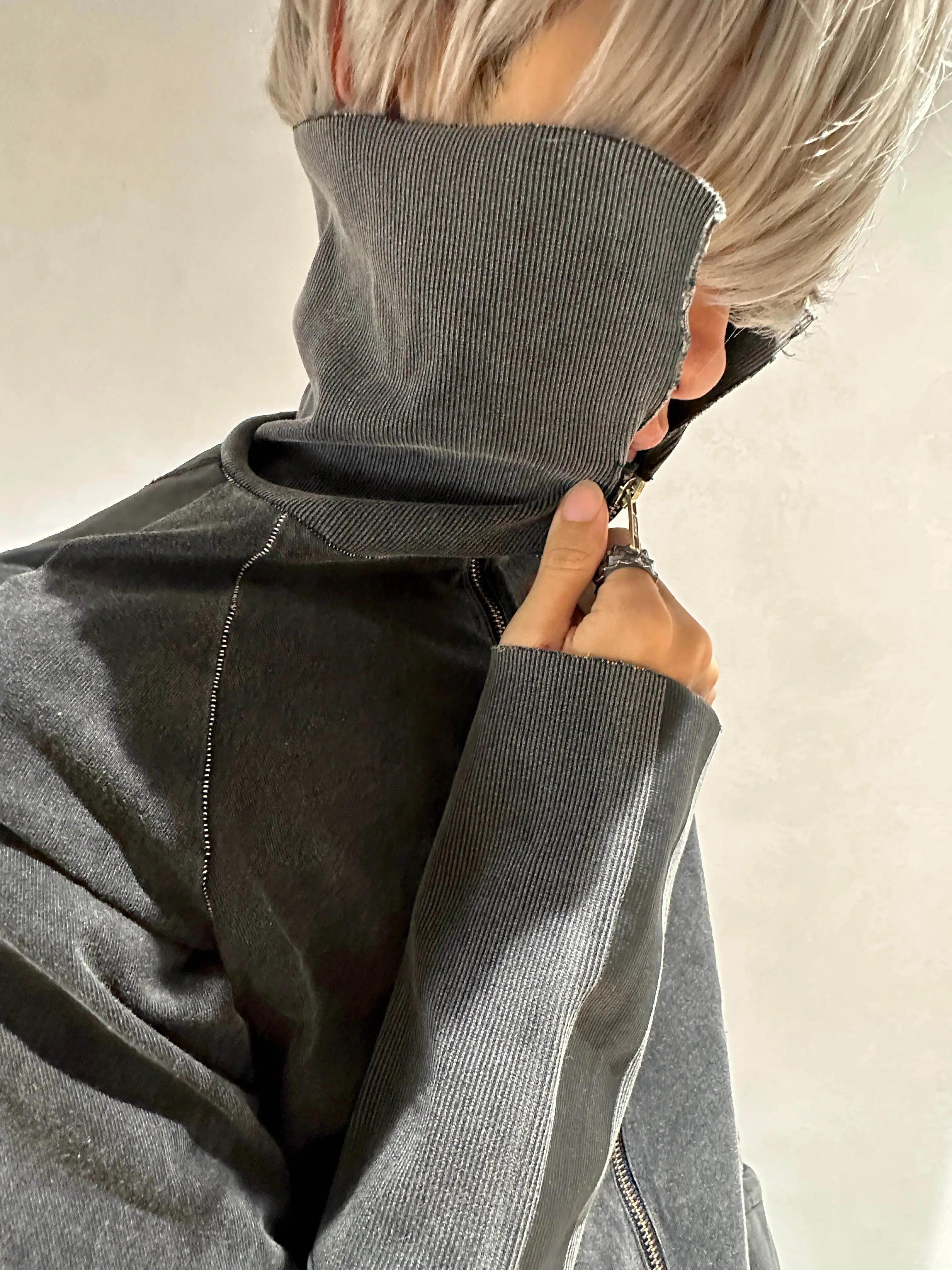 LGB 00s long sleeves sweat visual department old semi turtleneck jacket