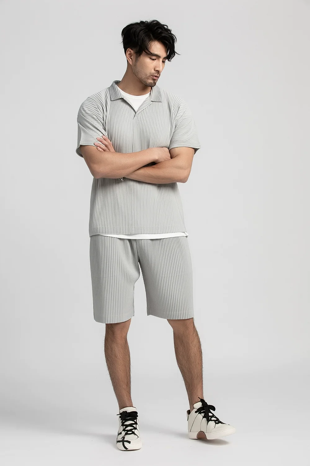 Miyake Pleated Shorts For Men Clothing Loose Casual Shorts Summer Clothes For Men Gym Sport Shorts Men Drawstring Pants