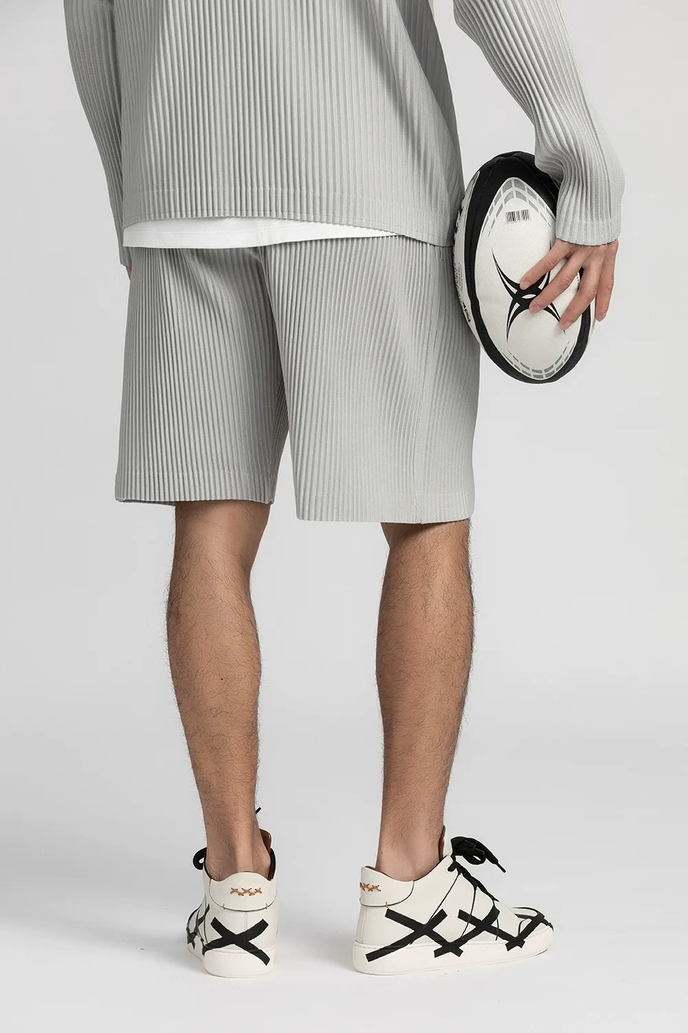 Miyake Pleated Shorts For Men Clothing Loose Casual Shorts Summer Clothes For Men Gym Sport Shorts Men Drawstring Pants