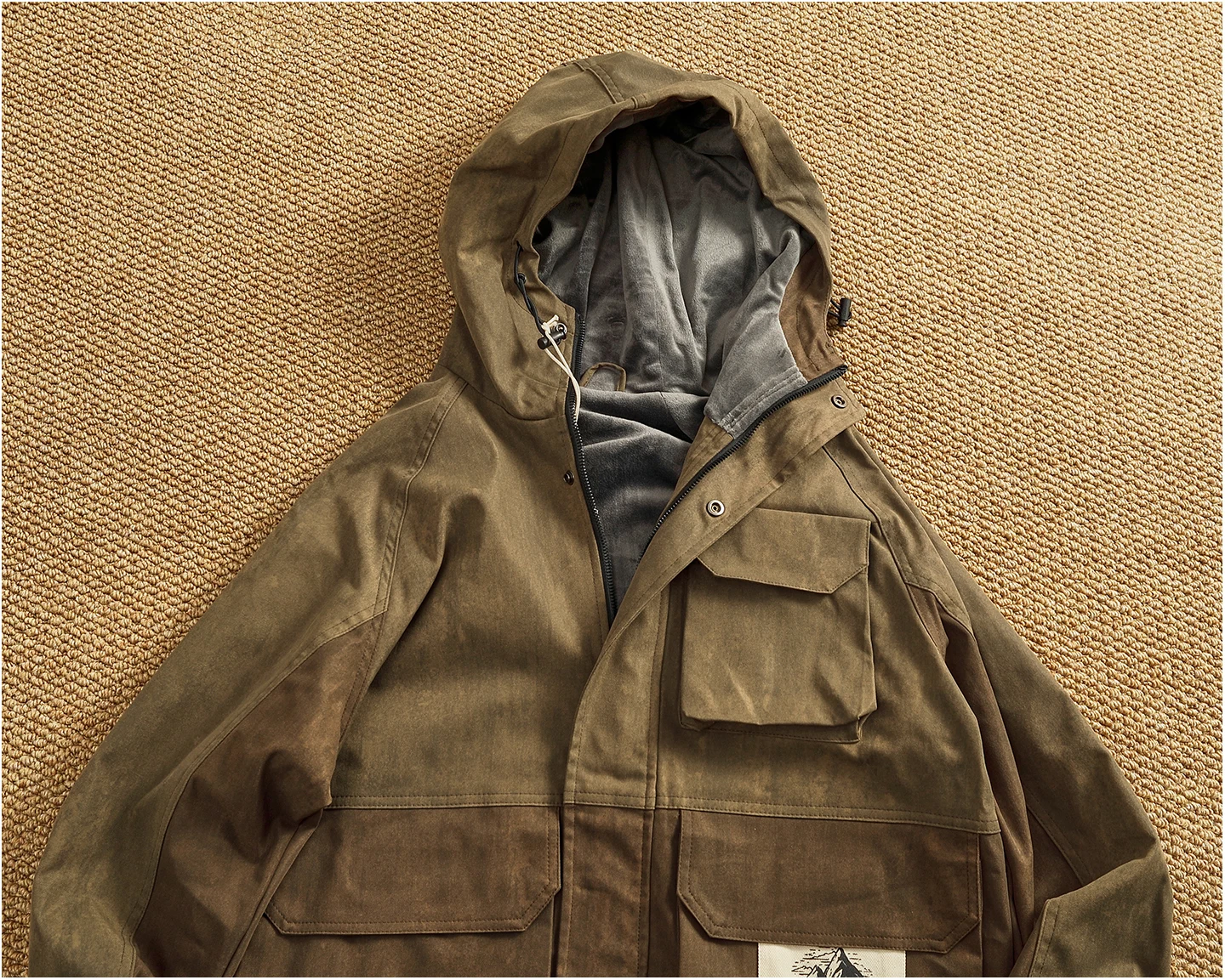 Winter velvet lining pocket work jacket men's hooded contrasting color stitching trendy functional cotton top