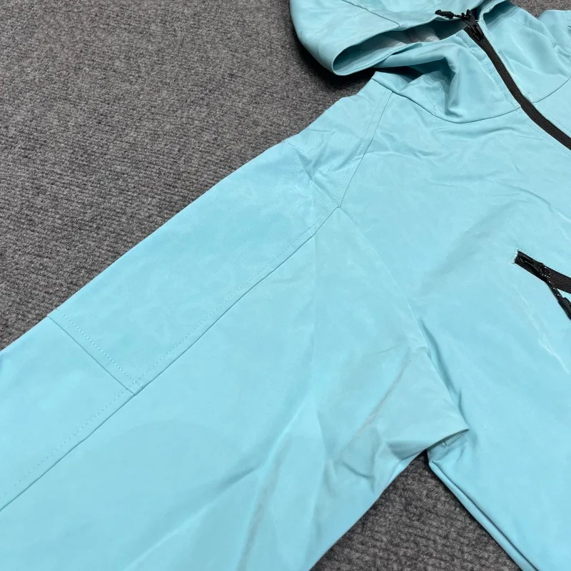 Men's Embroidered Waterproof Windbreaker Jacket Hooded Pocket Outdoor Hiking Full Zip Jacket Streetwear Casual Pullover Coat