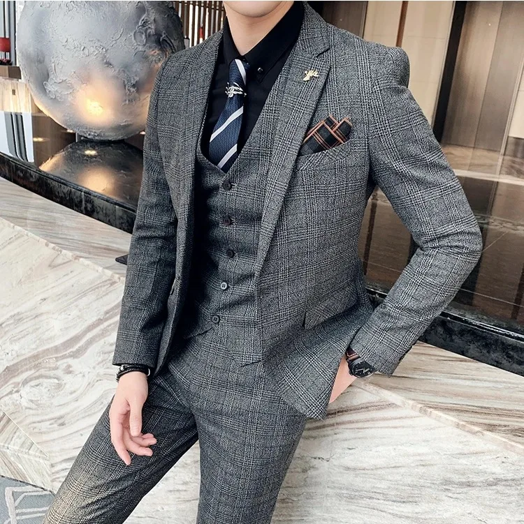 High-quality Men's Fashionable Wedding, Cool and Casual Korean-style Business British-style Suit Set of Three Pieces