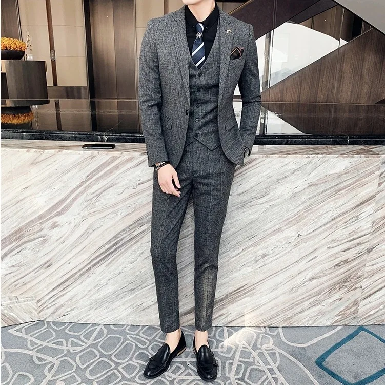 High-quality Men's Fashionable Wedding, Cool and Casual Korean-style Business British-style Suit Set of Three Pieces