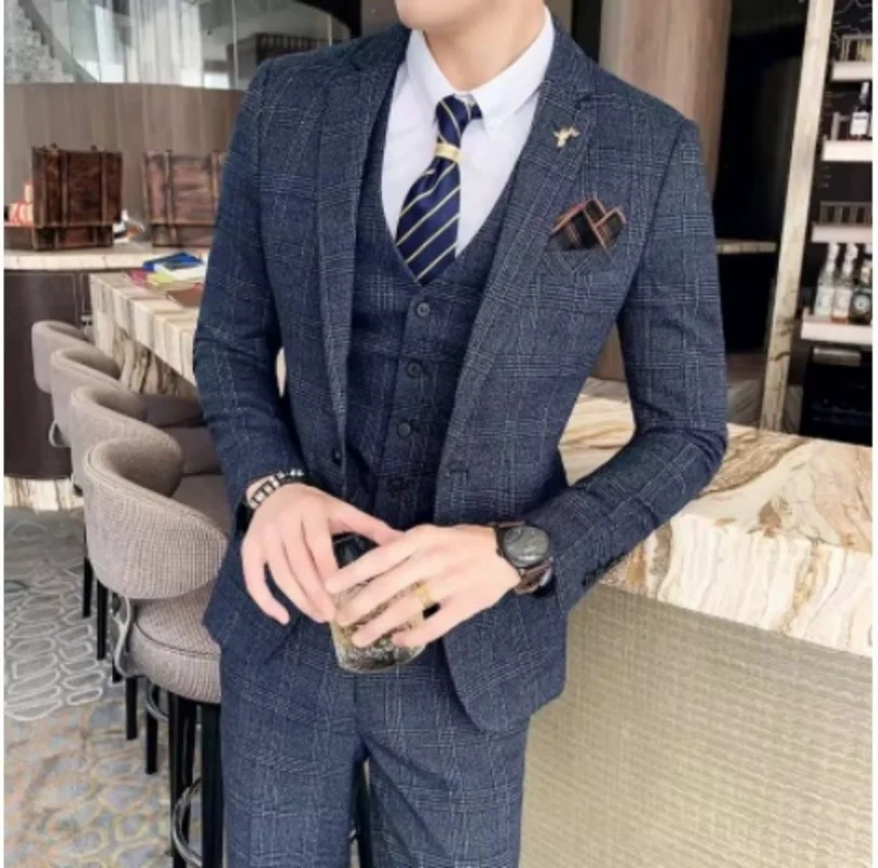 High-quality Men's Fashionable Wedding, Cool and Casual Korean-style Business British-style Suit Set of Three Pieces