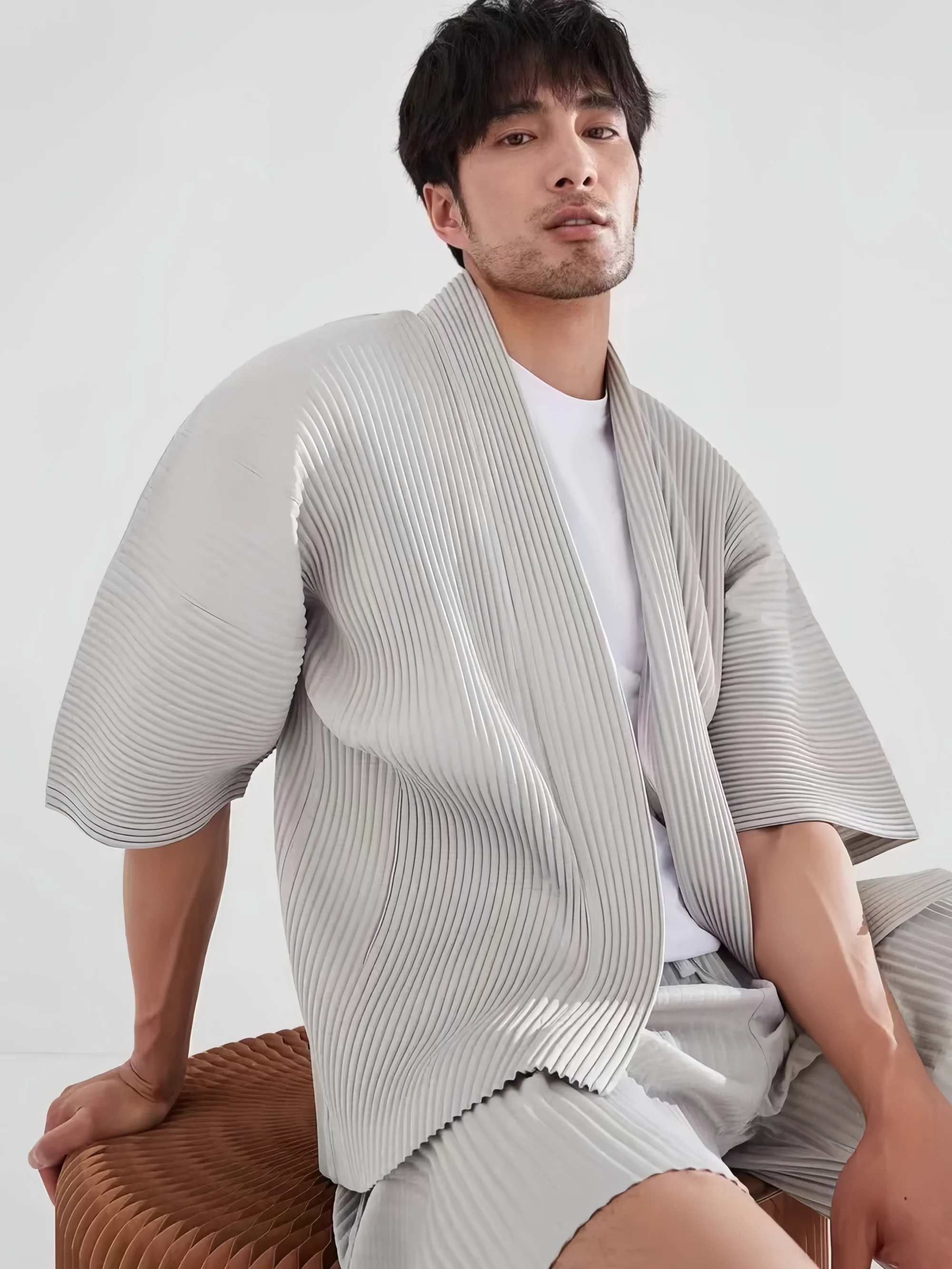 Miyake Pleated Kimono Jacket Men Japanese Style Half Sleeve Short Sleeve Open Front Casual Cardigan Loose Fit Streetwear Top