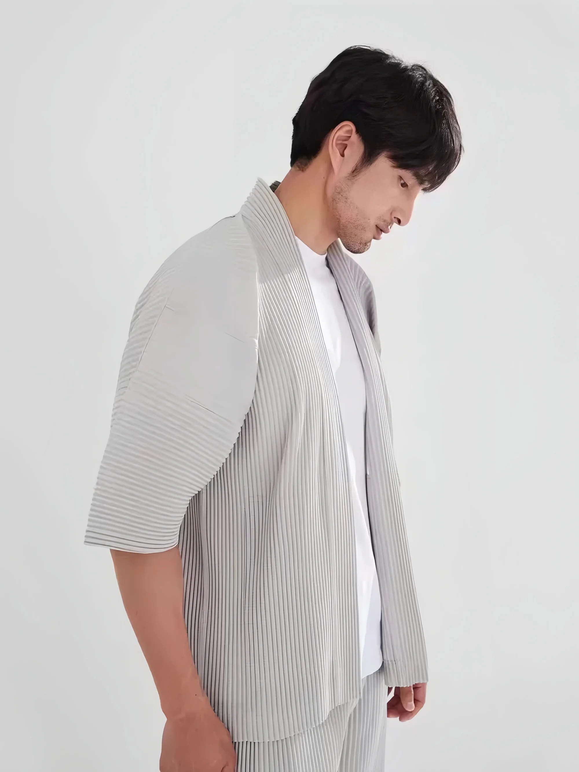 Miyake Pleated Kimono Jacket Men Japanese Style Half Sleeve Short Sleeve Open Front Casual Cardigan Loose Fit Streetwear Top