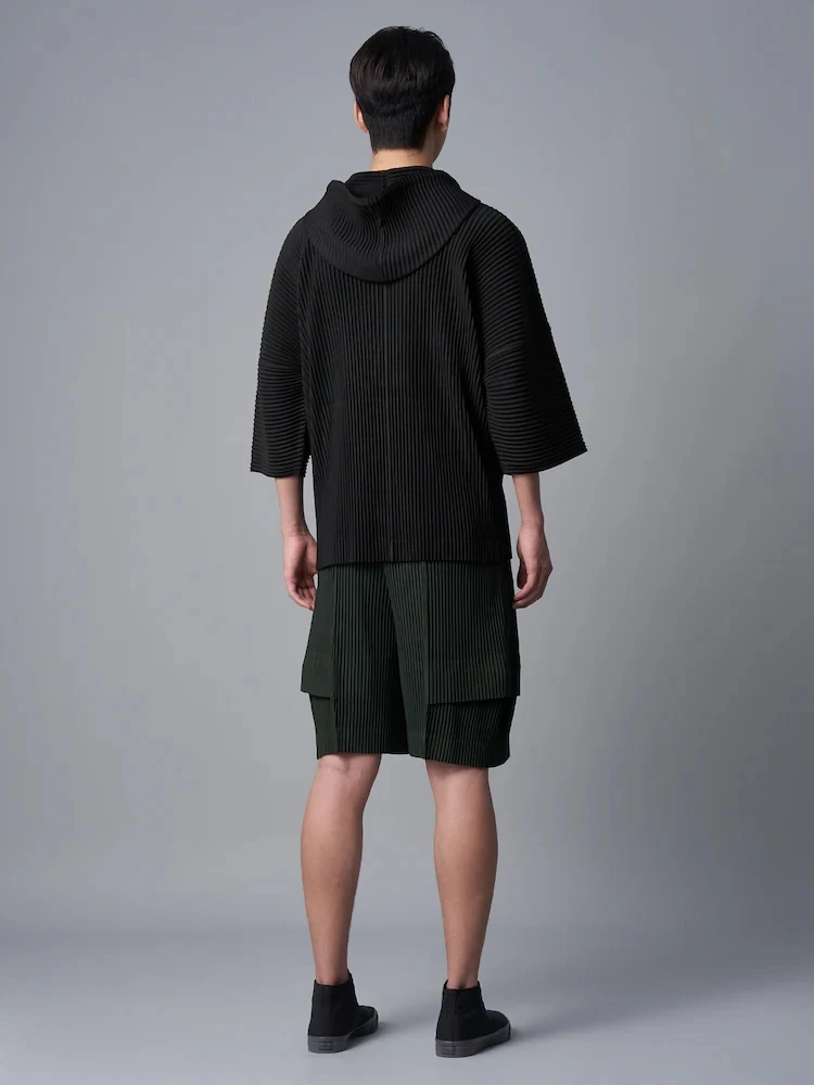 Miyake Pleated Men Black Sweatshirt Three Quarter Sleeve Hoodie With Big Pockets Breathable Loose Drawstring Casual Top