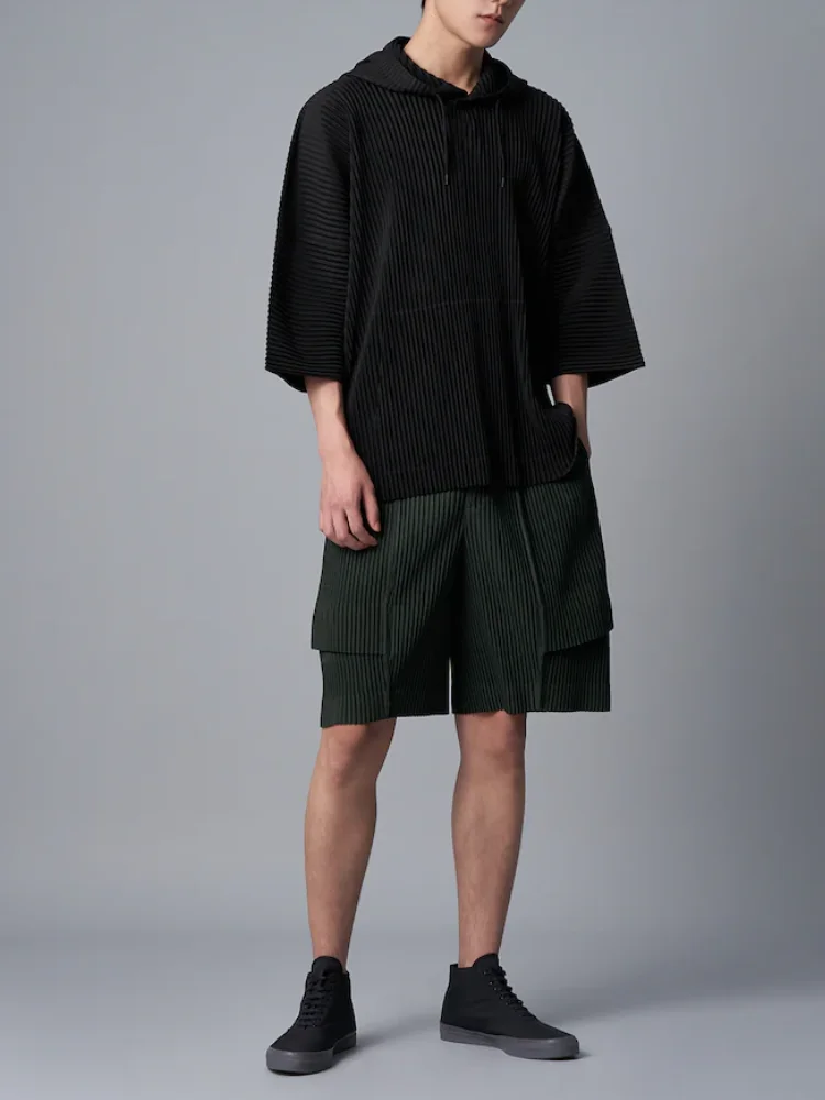 Miyake Pleated Men Black Sweatshirt Three Quarter Sleeve Hoodie With Big Pockets Breathable Loose Drawstring Casual Top