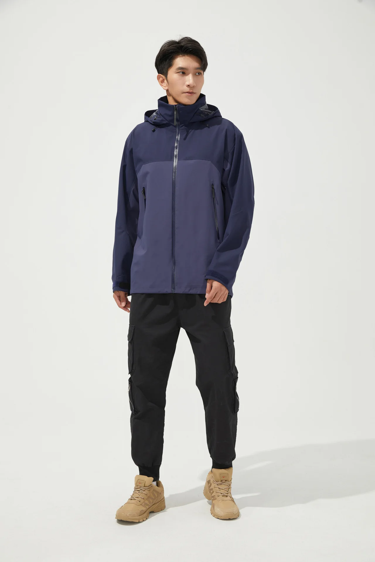 2026 Outdoor Men's and Women's, Fashionable, Windproof and Waterproof, Mountaineering, Breathable, Travel, Camping, Windbreaker