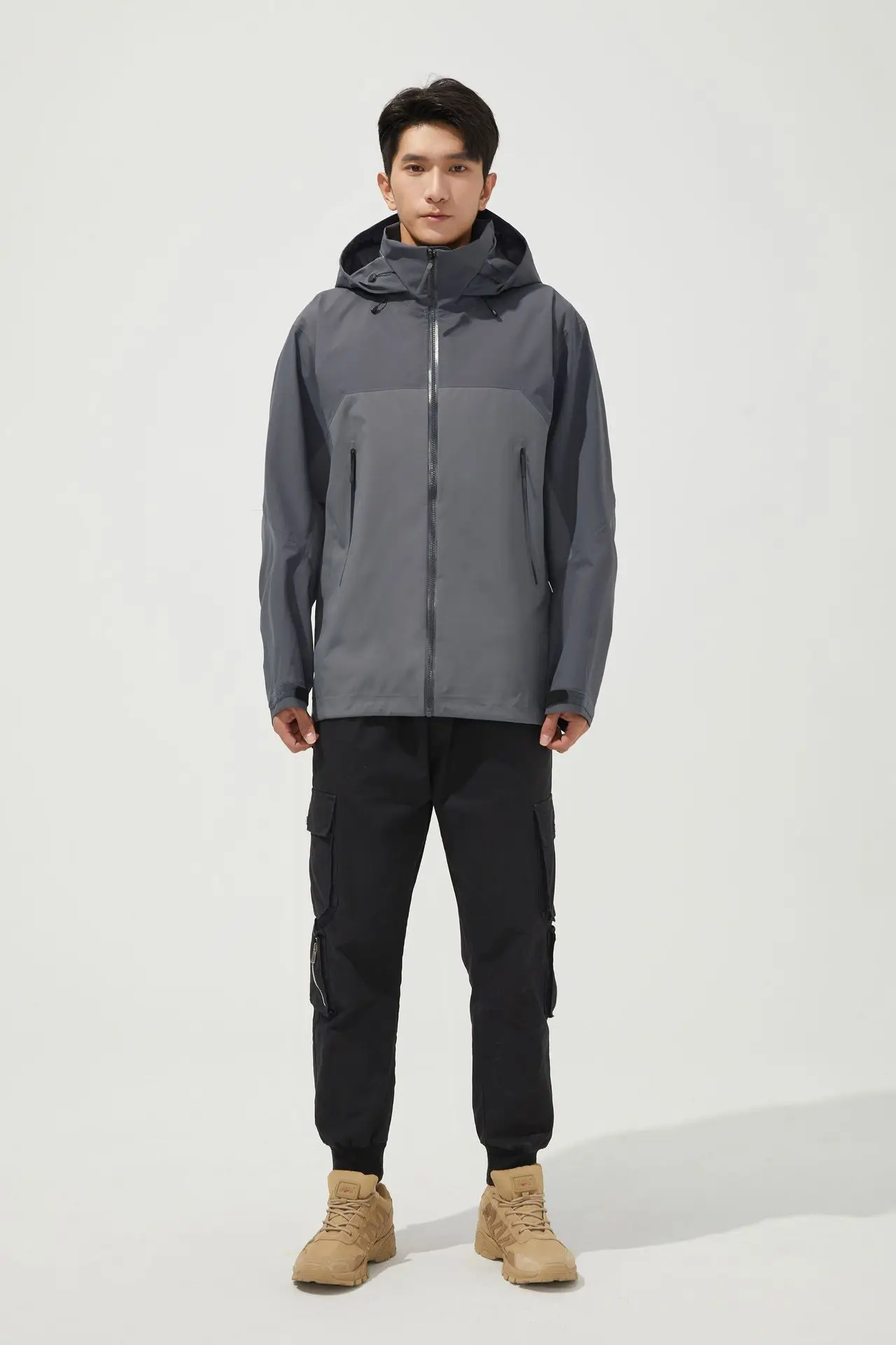 2026 Outdoor Men's and Women's, Fashionable, Windproof and Waterproof, Mountaineering, Breathable, Travel, Camping, Windbreaker