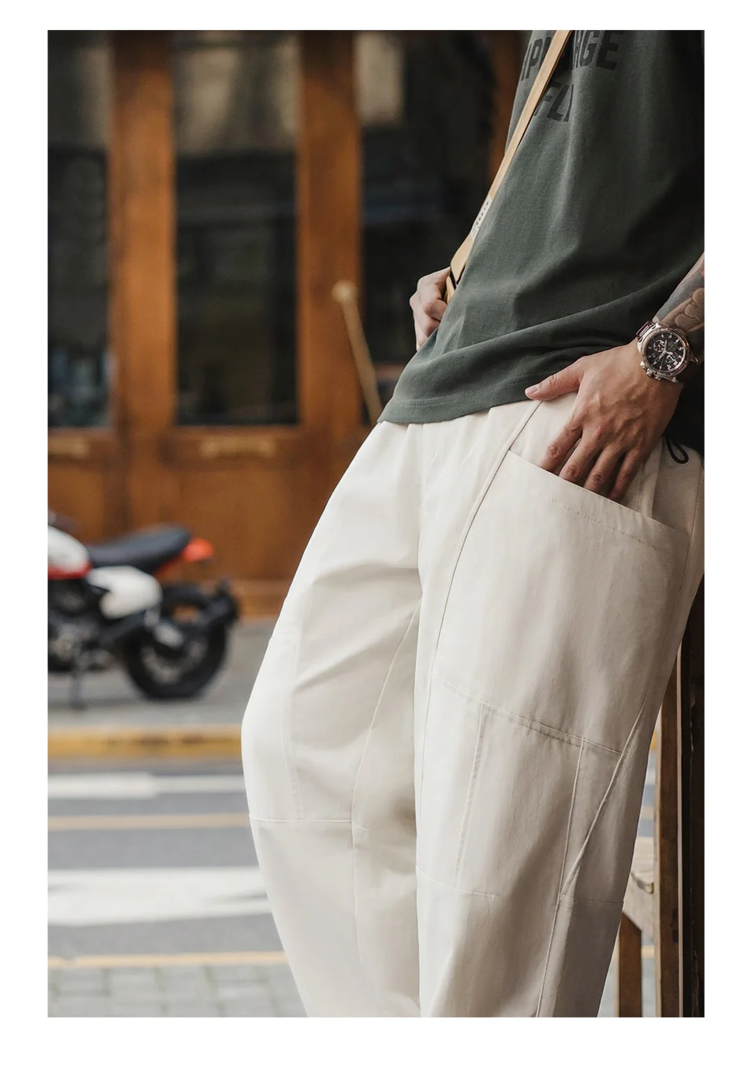 Maden Men‘s Vintage Patchwork Pants White Wide Leg Trousers Drawstring Elastic Waist Loose Fit Casual Pants for Spring Autumn