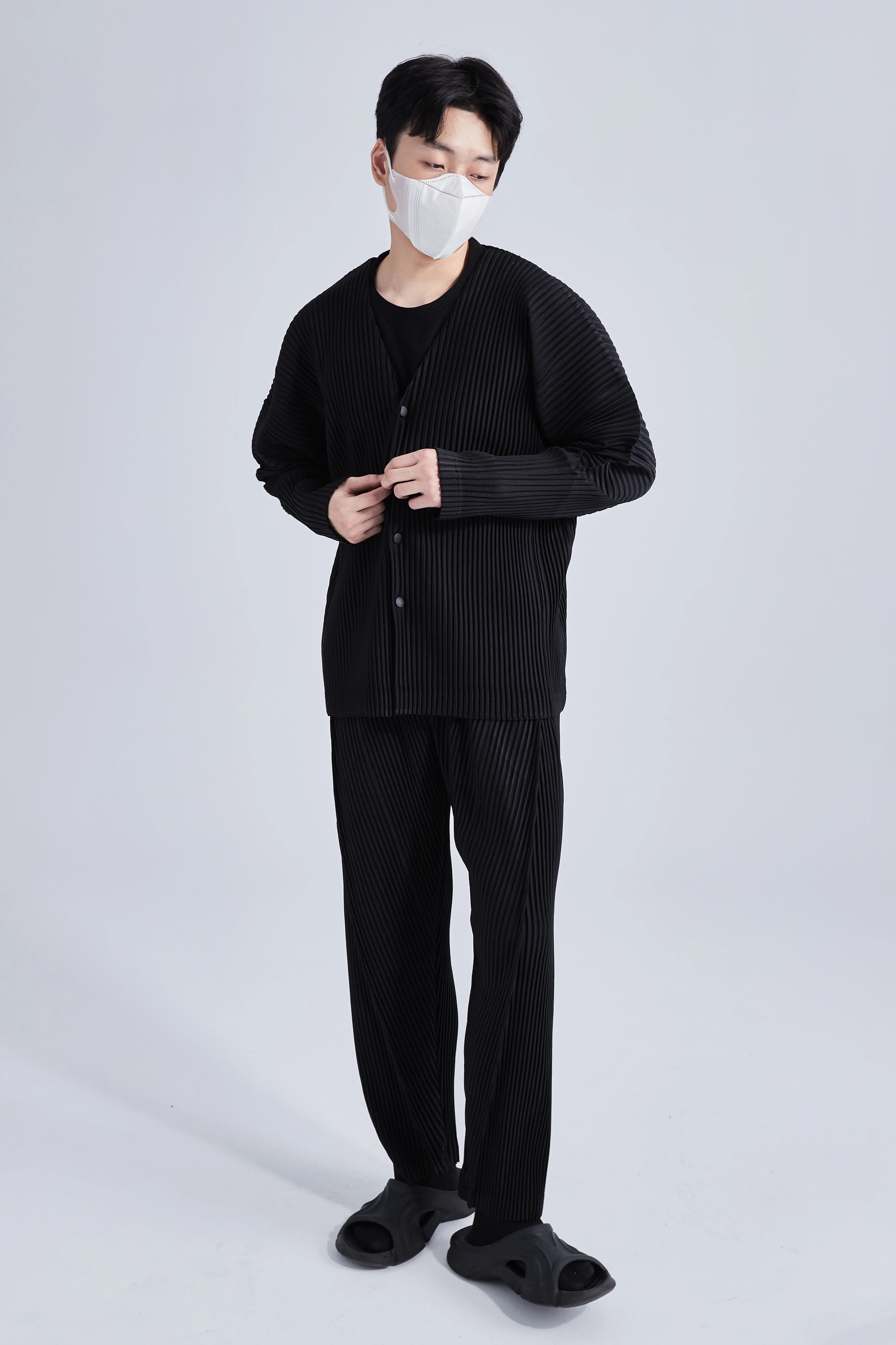 Miyake Pleated Men V-Neck Jacket Coat Collarless Single Breasted Long Sleeve Solid Color Cardigan