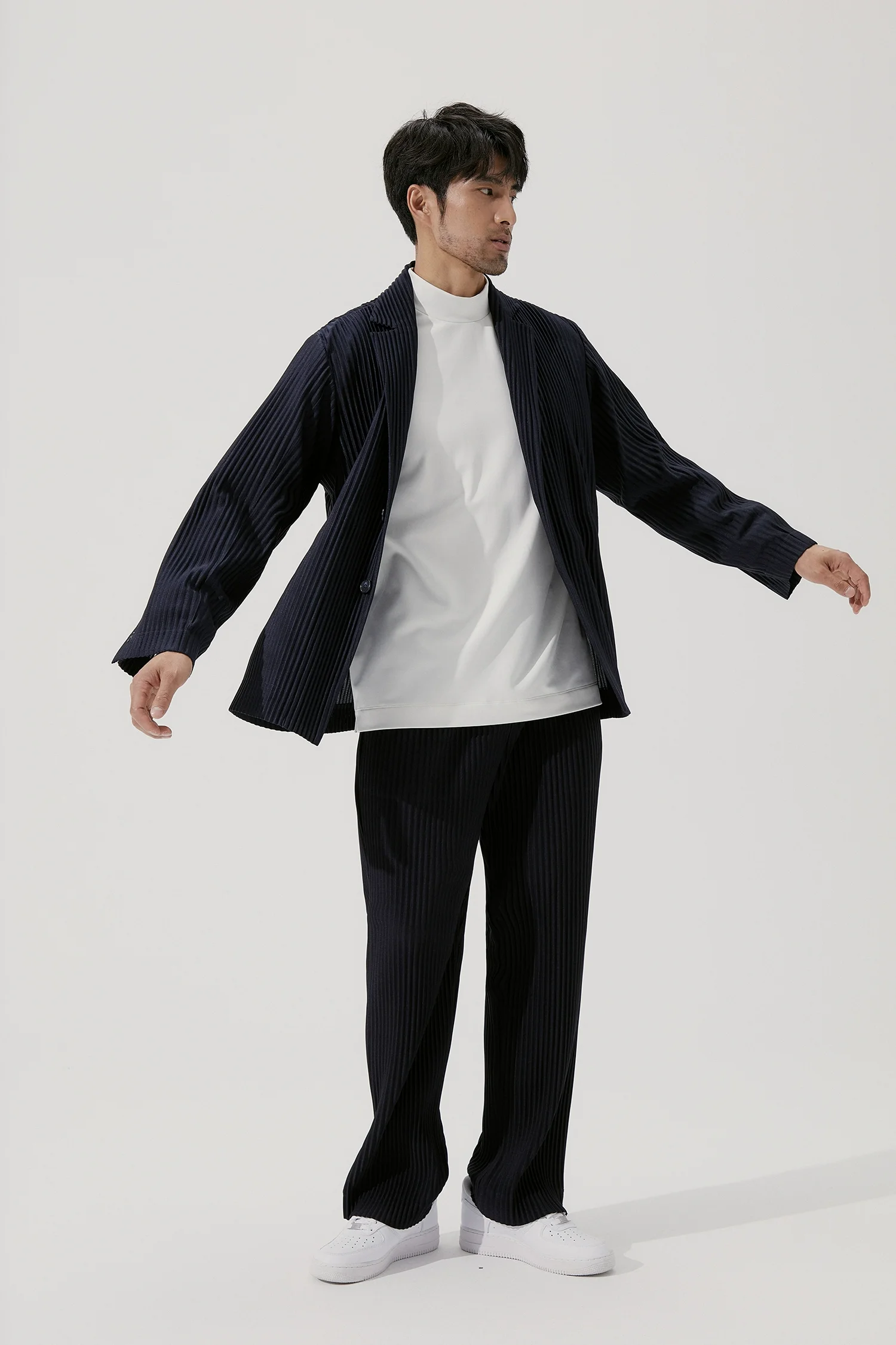 Miyake Pleated Blazer Black Suits For Men High Quality Casual Japanese Style Blazers Stretch Fabric Slim Fit Coat