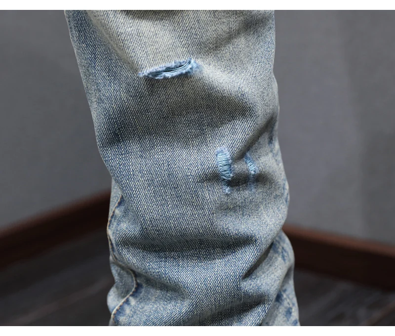 Y2K fashion new jeans with full elasticity, slim fit and hole stitching, leather with red patches, washed retro jeans, hip-hop b