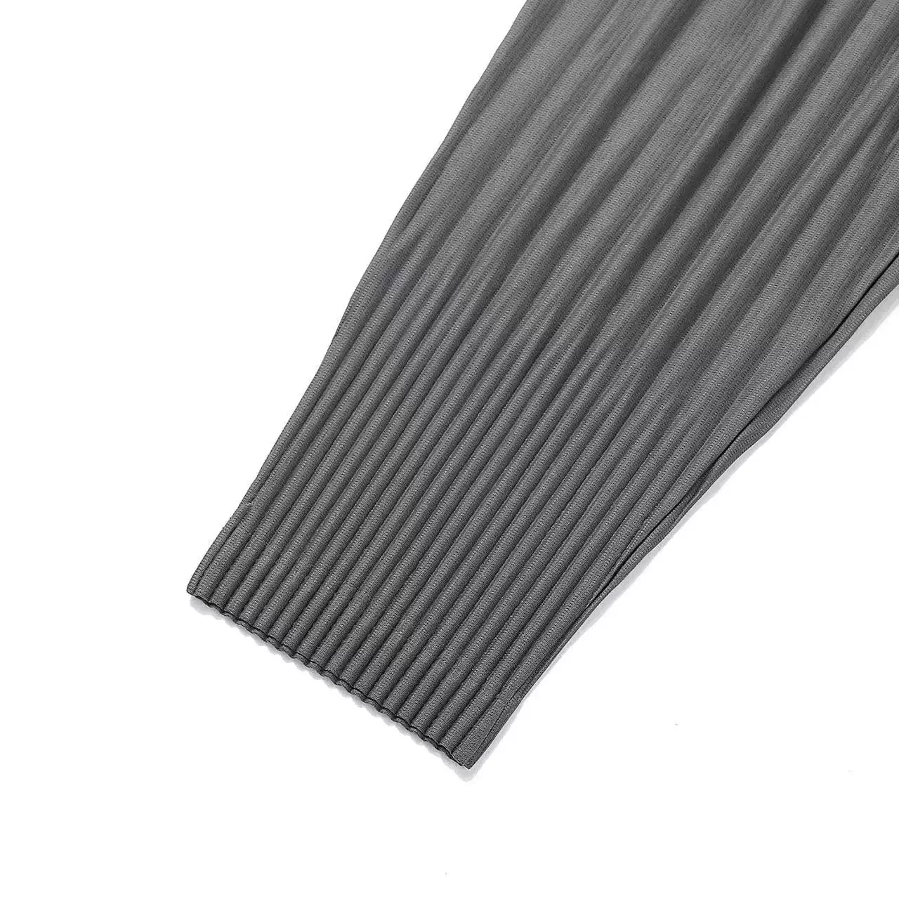 Miyake Pleated Pants Harem Pants Men Japanese Streetwear Men Casual Baggy Trousers For Men Fashion Breathable Low-crotch Pants