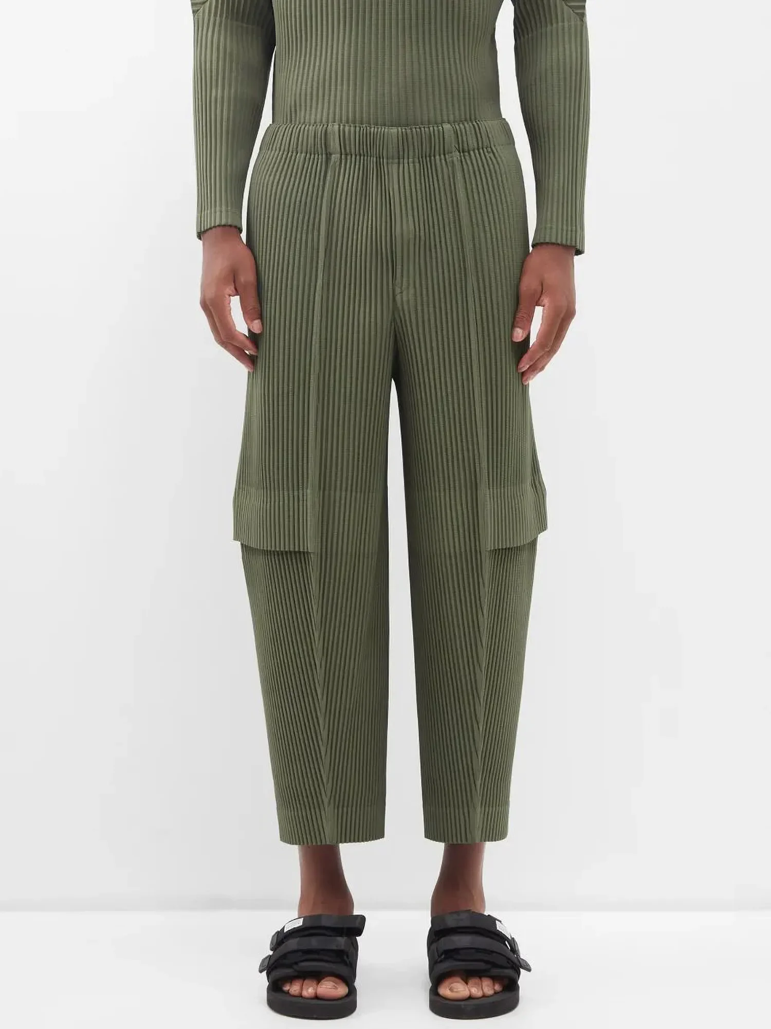 Miyake Pleated Men Cargo Pants Pleated Straight Pants Loose Overalls Men Baggy Black Trousers Fashion Casual Streetwear Pants