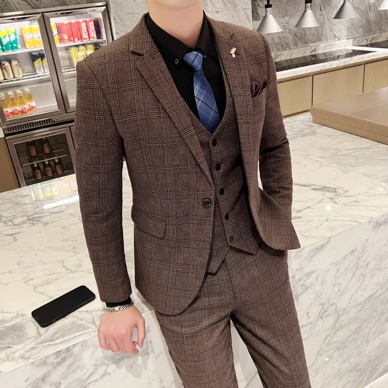 Men's British Fashion Three-piece Set Slim Fit Suit Vest Trousers Ensemble Handsome Trendy All-in-one Banquet Blaze