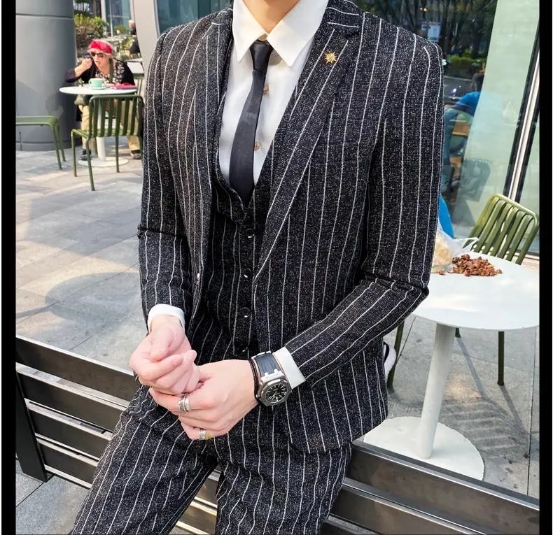 Men's British Fashion Three-piece Set Slim Fit Suit Vest Trousers Ensemble Handsome Trendy All-in-one Banquet Blaze