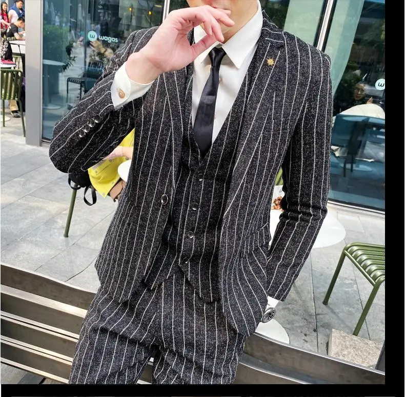Men's British Fashion Three-piece Set Slim Fit Suit Vest Trousers Ensemble Handsome Trendy All-in-one Banquet Blaze