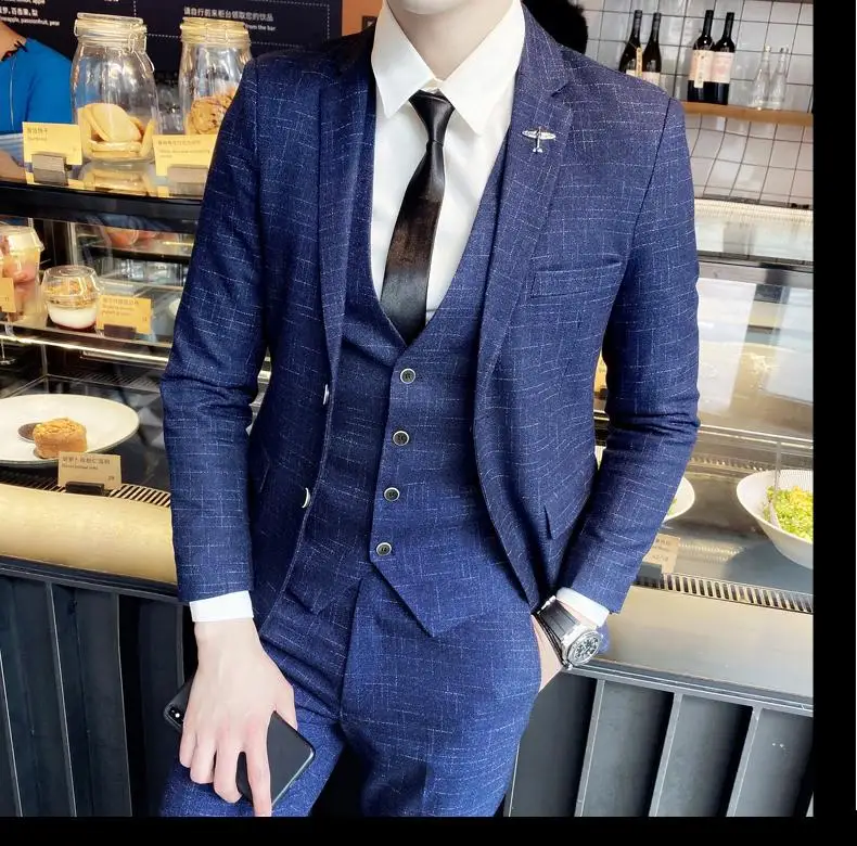 Men's British Fashion Three-piece Set Slim Fit Suit Vest Trousers Ensemble Handsome Trendy All-in-one Banquet Blaze