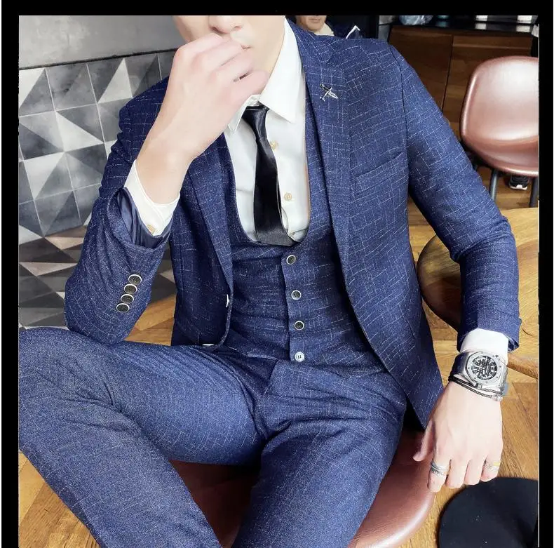 Men's British Fashion Three-piece Set Slim Fit Suit Vest Trousers Ensemble Handsome Trendy All-in-one Banquet Blaze