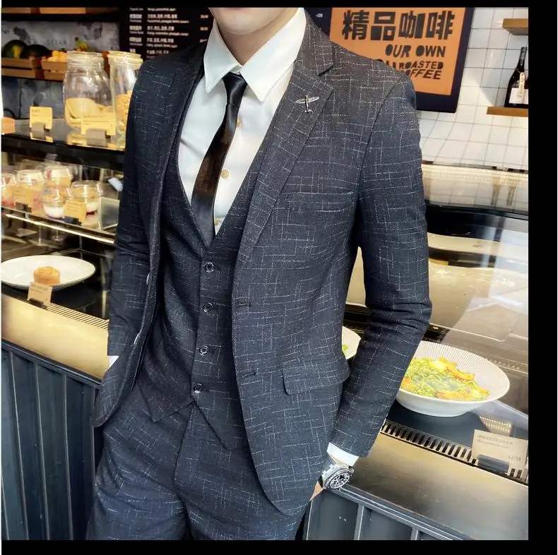 Men's British Fashion Three-piece Set Slim Fit Suit Vest Trousers Ensemble Handsome Trendy All-in-one Banquet Blaze