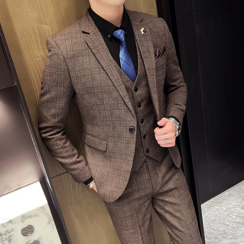 Men's British Fashion Three-piece Set Slim Fit Suit Vest Trousers Ensemble Handsome Trendy All-in-one Banquet Blaze