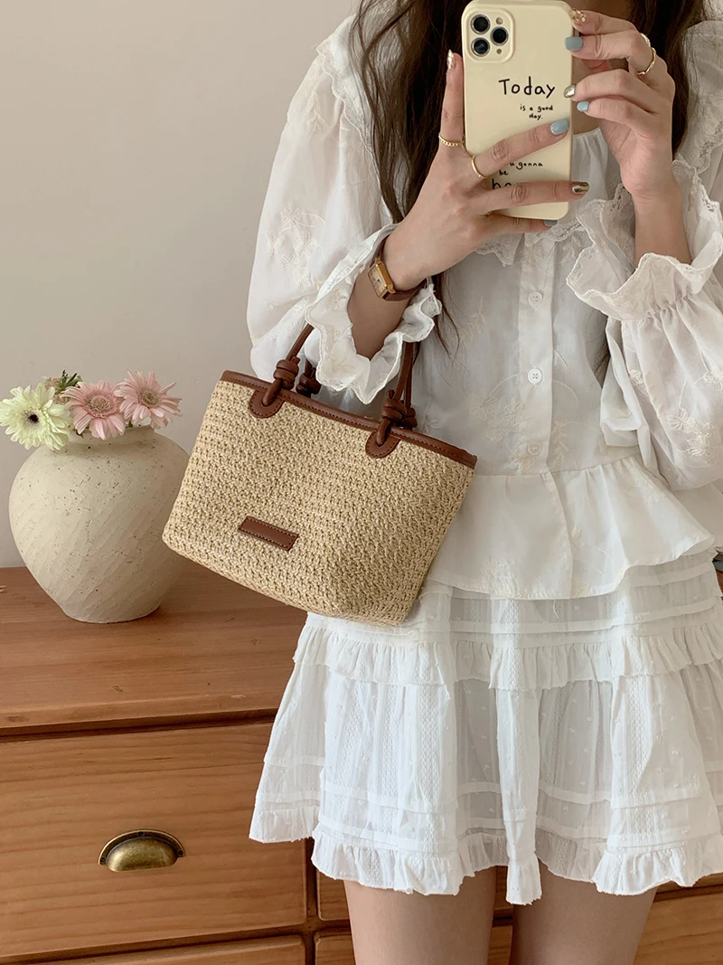 Summer Vacation Women's Beach Straw Shoulder Bag Retro Design Ladies Portable Crossbody Bags Knot Basket Woven Tote Handbags