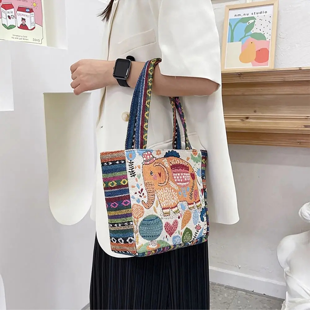 1Pcs Animal Ethnic Style Handbag Trendy Embroidery Elephant Peacock Handbag Rabbit Canvas Tote Bag Storage Bag