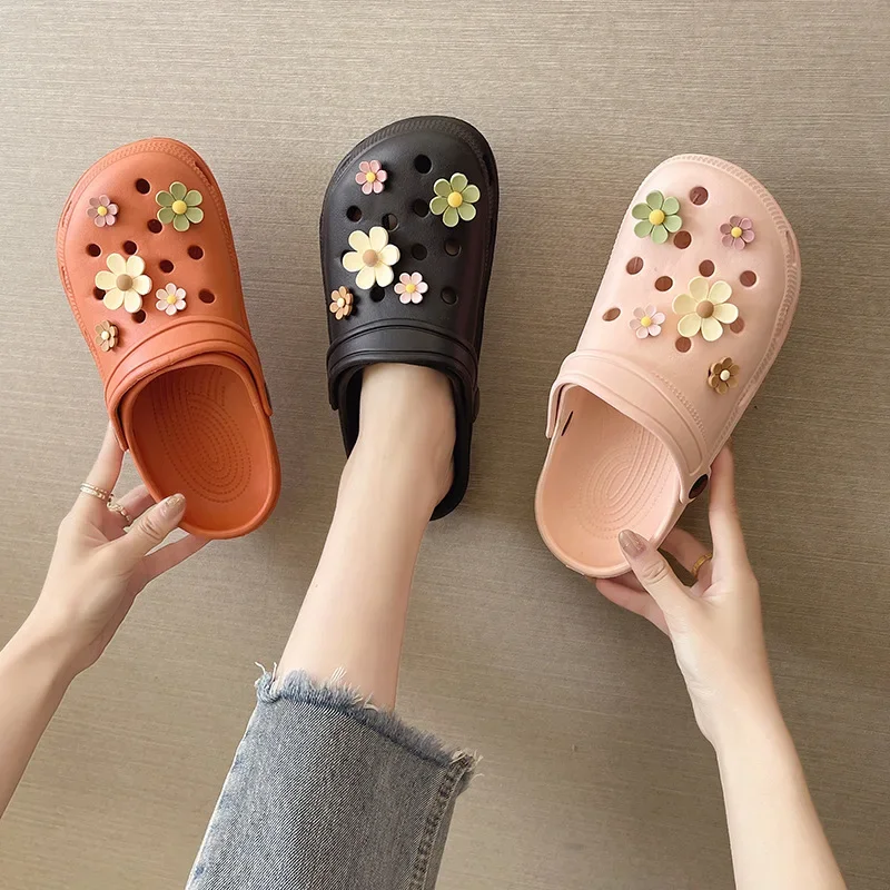 Whole Set Hot DIY Hole Shoes Charms for White Daisy Sunflower Combination Designer Quality Garden Shoe Decoration Girl Gift
