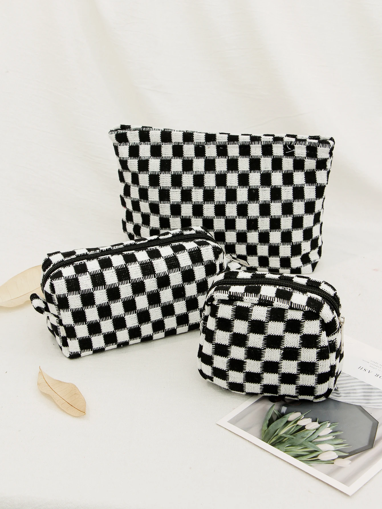 Checkerboard Cosmetic Bag Knitted Toiletry Storage Bag Colorful Makeup Pouch Organizer Checkered Pattern Cosmetic Bag