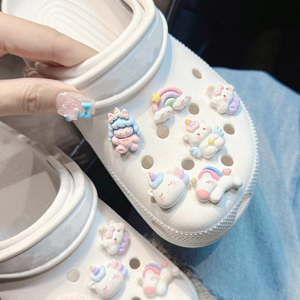 Lovely Cartoon Rainbow Pony Hole Shoe Charms Decorations Cute Unicorn Baby Shoes Buckle DIY 3D Hole Shoe Accessories