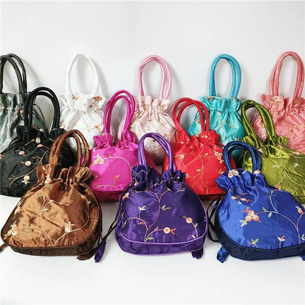 Embroidery Ethnic Style Sanitary Napkin Bag Jewerly Packing Bag Hanfu Drawstrings Bags Small Storage Bags Women Flower Handbags