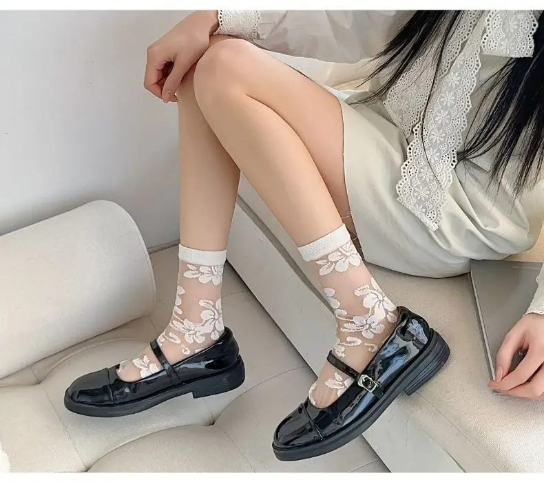 Women's Socks Spring Summer Thin Cotton Socks Lace Flower Silk Fairy Stockings Hollowed Out Breathable Fashion Socks Wholesales