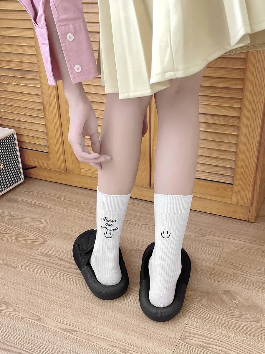 Smile Print Women Socks Summer Thin Girl Casual Cotton Socks Embroidery Letter Sok Harajuku Funny Sock Female Daily Sox New