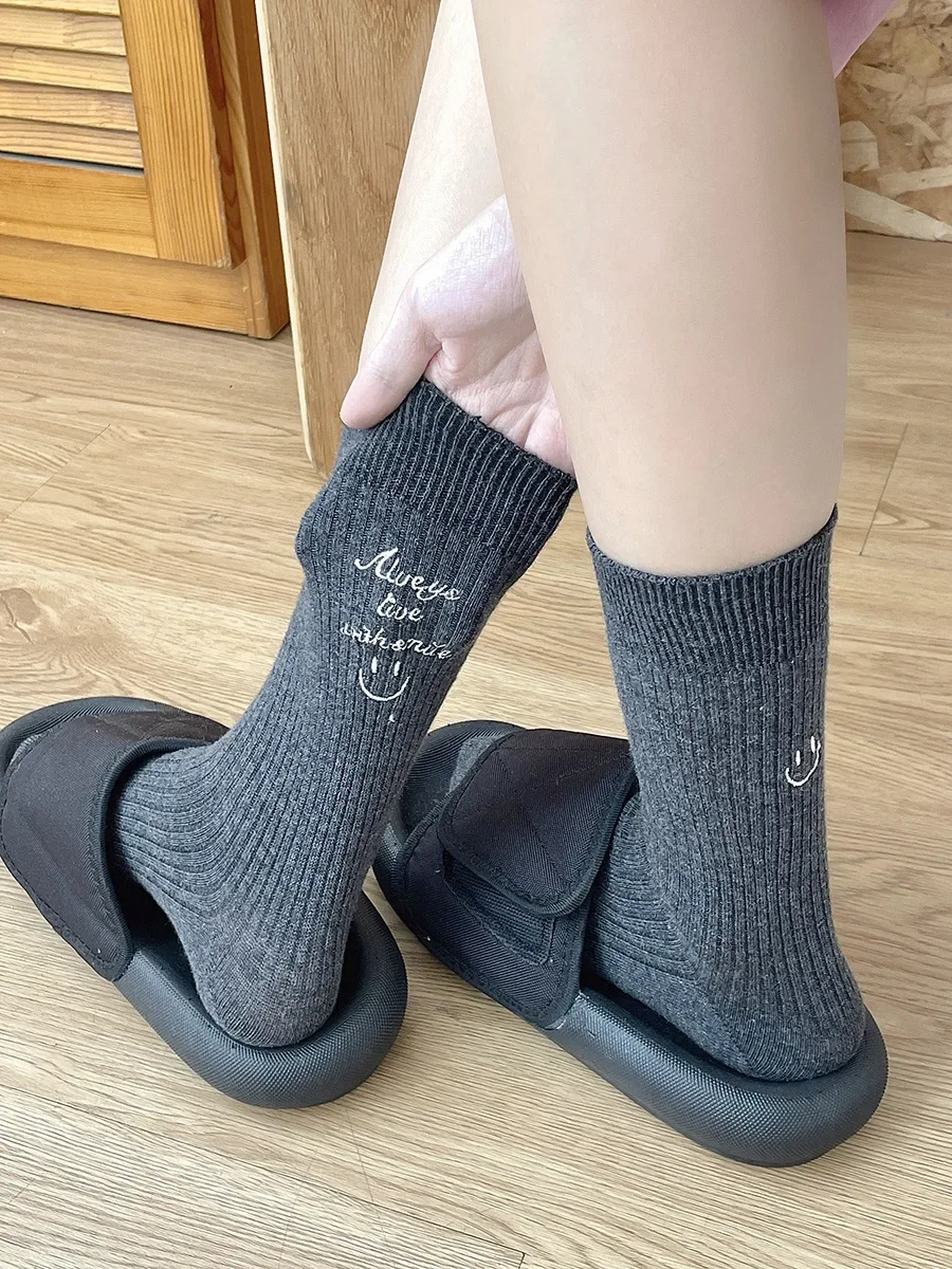 Smile Print Women Socks Summer Thin Girl Casual Cotton Socks Embroidery Letter Sok Harajuku Funny Sock Female Daily Sox New