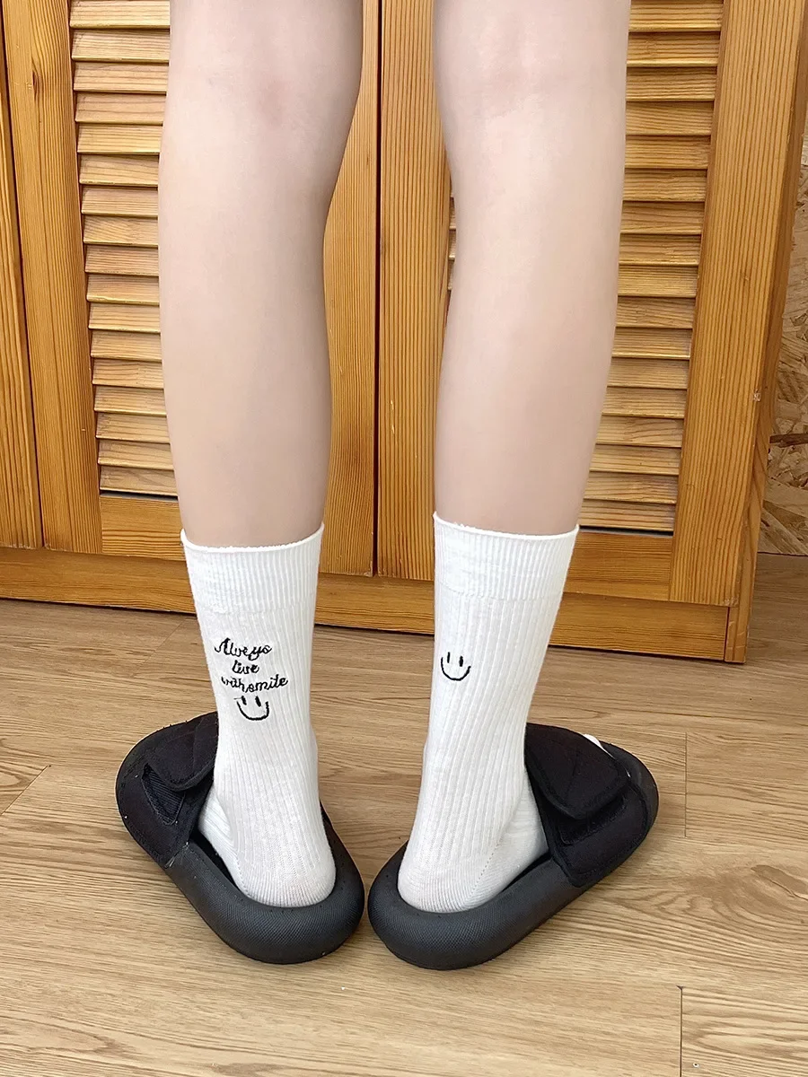 Smile Print Women Socks Summer Thin Girl Casual Cotton Socks Embroidery Letter Sok Harajuku Funny Sock Female Daily Sox New
