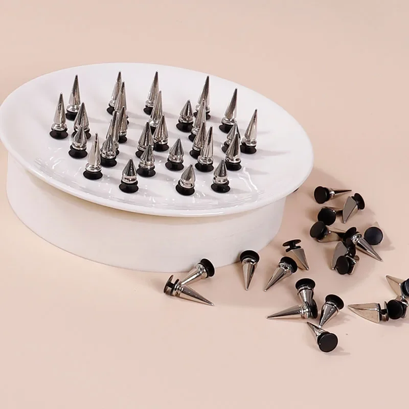 6pcs High Quality Vintage Fashion Rivet Hole Shoe Charms Clogs DIY Punk Style All-match Designer Clog Shoe Accessories