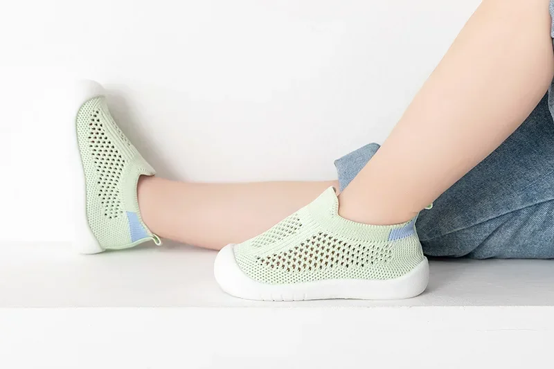 Spring Summer Toddler Shoes Breathable Knitted Kids Sneakers Boys Slip-on Tennis Shoes Girls Soft Non-slip School Casual Shoes