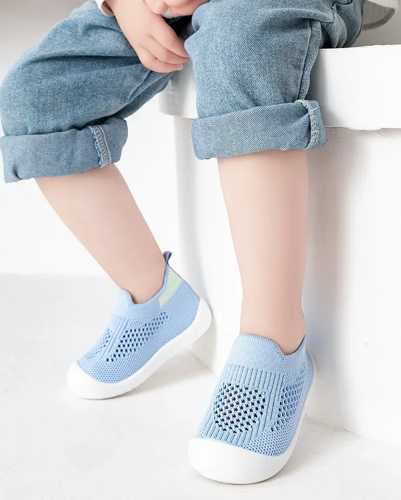 Spring Summer Toddler Shoes Breathable Knitted Kids Sneakers Boys Slip-on Tennis Shoes Girls Soft Non-slip School Casual Shoes