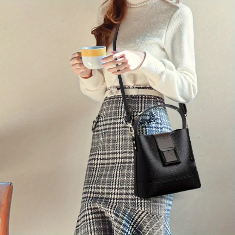 Women Leather Bucket Bag, Stylish Top Handle, Comfortable Shoulder Strap, Fashion-Forward Design Handbag Shoulder Crossbody Bags