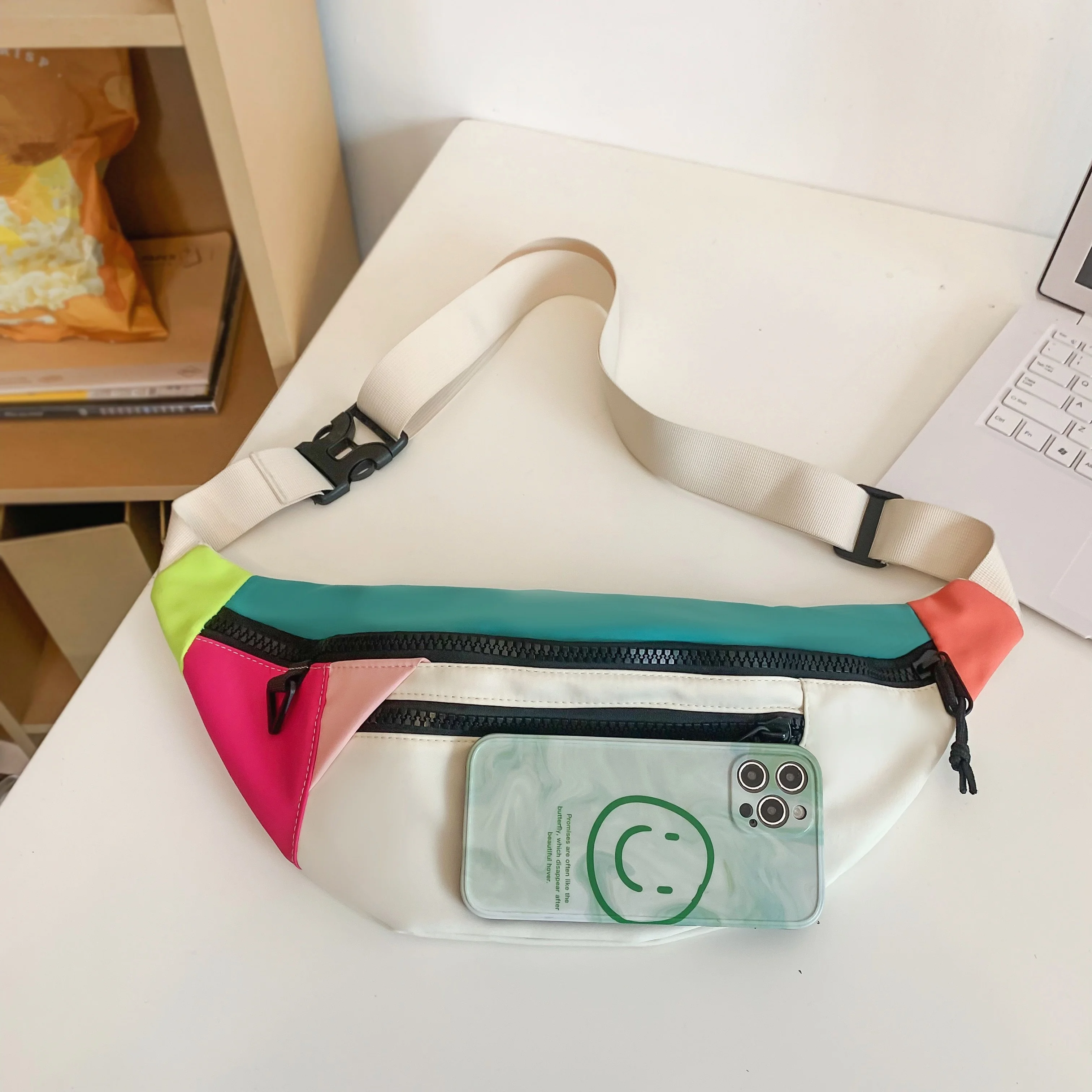 New Trendy Men's Chest Bag, Personalized and Versatile Casual Crossbody Bag, Sports Waist Bag, Daily Travel Crossbody Bag, Mobile Phone Bag