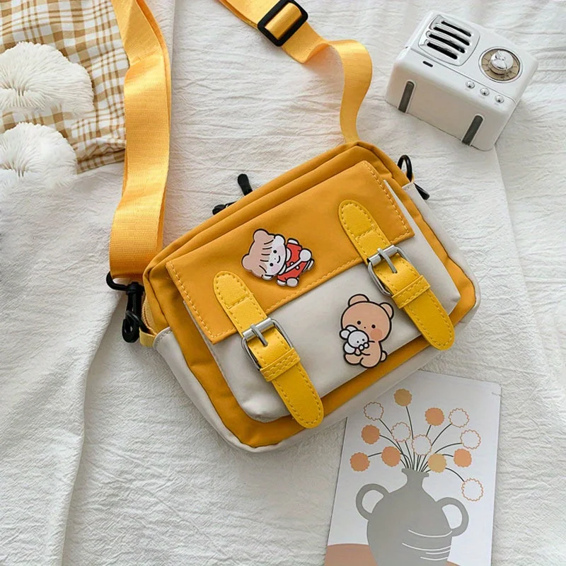 Girl's Fashion Nylon Shoulder Bag with Badge, Harajuku Shoulder Bag, Casual Square Cute Messenger Bag For Women Travel Going Out