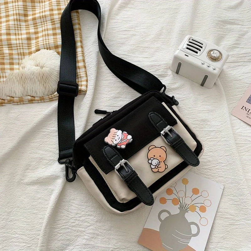 Girl's Fashion Nylon Shoulder Bag with Badge, Harajuku Shoulder Bag, Casual Square Cute Messenger Bag For Women Travel Going Out