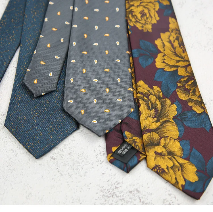 2025 New Korean 7cm Luxury Casual Neckties For Men Navy Brown Green Striped Neck Ties Formal Dress Suit Cravat Flower Red Tie