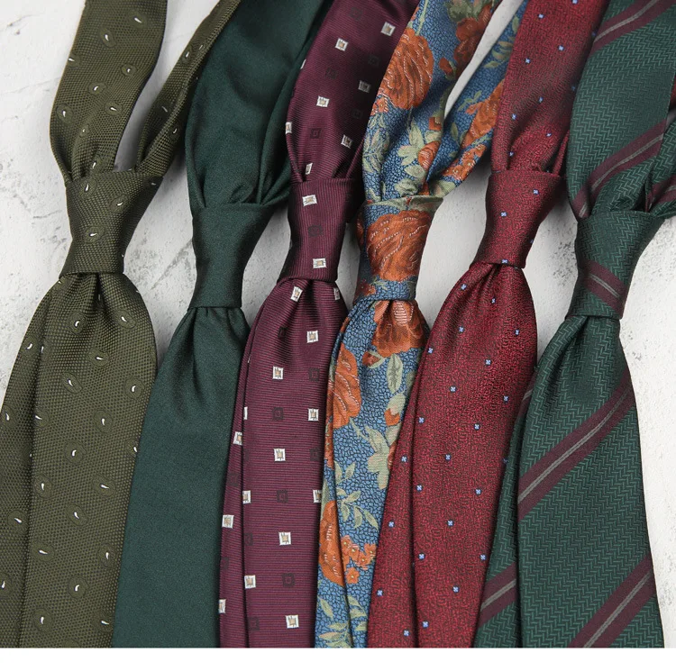2025 New Korean 7cm Luxury Casual Neckties For Men Navy Brown Green Striped Neck Ties Formal Dress Suit Cravat Flower Red Tie