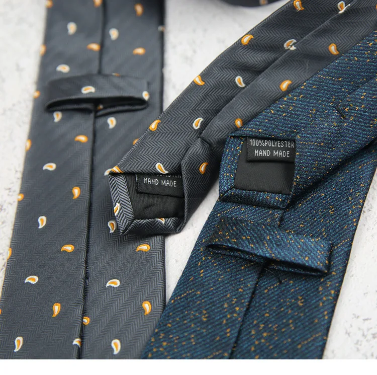 2025 New Korean 7cm Luxury Casual Neckties For Men Navy Brown Green Striped Neck Ties Formal Dress Suit Cravat Flower Red Tie
