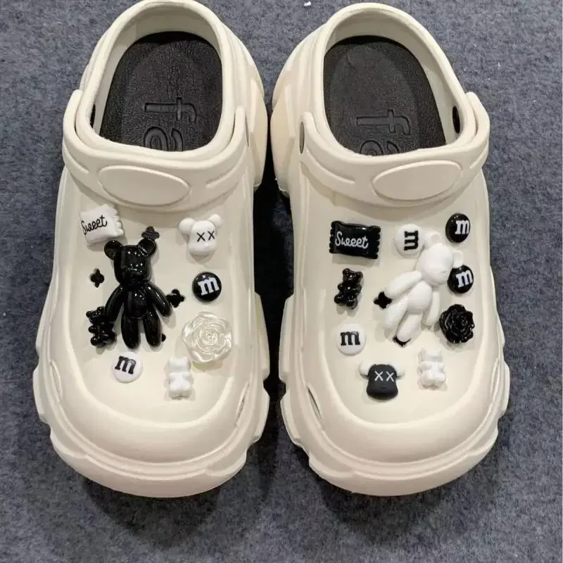 Whole Set Hot DIY Hole Shoes Charms for Black and White Bears Handmade Charms Designer Quality Garden Shoe Decoration Girl Gift