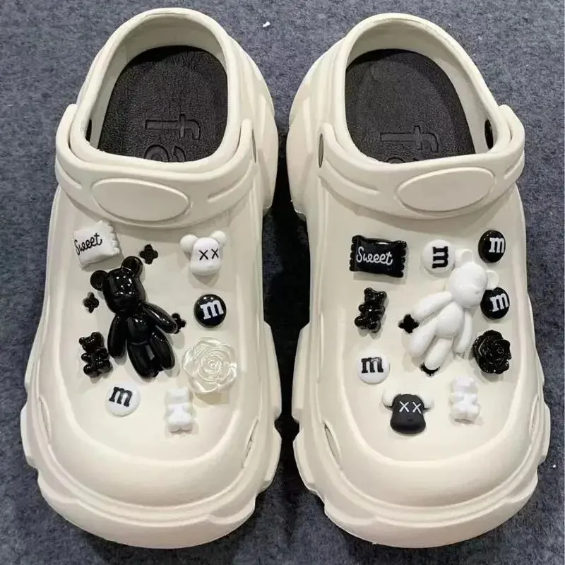Whole Set Hot DIY Hole Shoes Charms for Black and White Bears Handmade Charms Designer Quality Garden Shoe Decoration Girl Gift