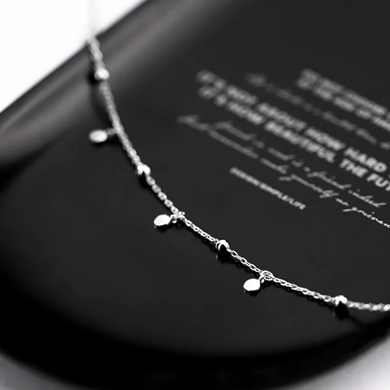 Silver Color Round Piece Tassel Choker Necklaces Simple Niche Design Chains Ball Rock Lady Clavicle Chain Girl Party Jewelry
